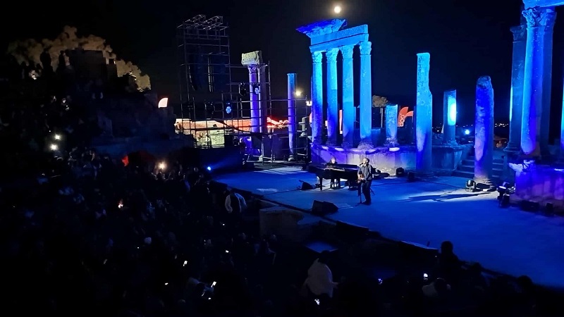 هذا ماقاله براين ادامز عن تونس وأجوائها