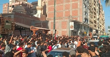 شاهد احتفالات جماهير شبين الكوم بتأهل منتخب مصر للدور الـ32 بكأس العالم