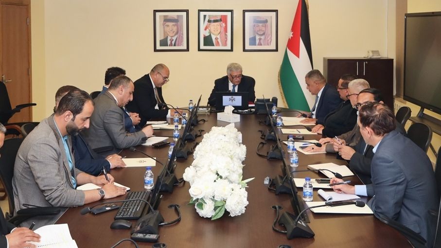 وزير النقل يؤكد تعزيز الشراكة بين الشاحنات ومصدري الخضار والفواكه لرفع كفاءة النقل والتصدير