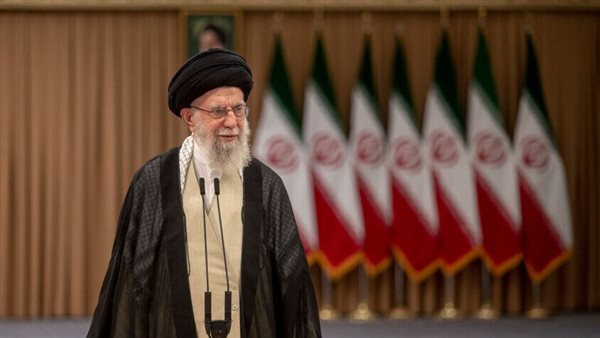 حساب خامنئي على منصة "إكس" ينشر تغريدة بعد زعم ترامب مقتله