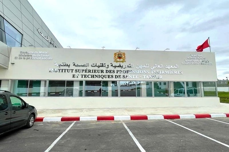 التمريض يجذب الحاصلين على الباك .. والطاقة الاستيعابية تحت الضغط