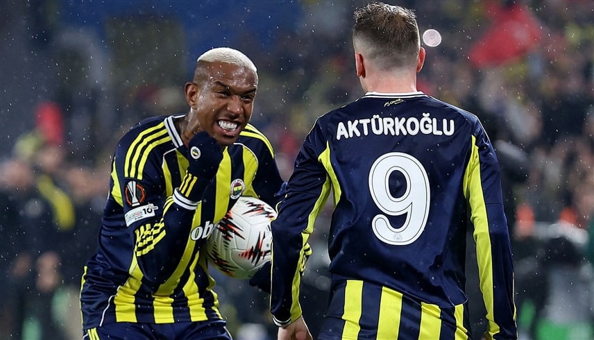 أبرز المباريات العربية والعالمية اليوم الخميس