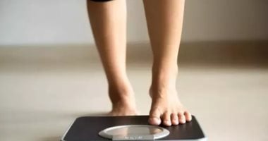 عادات تؤدى لفقدان الوزن والدهون.. أضف الخضار وتناول الطعام فى طبق صغير