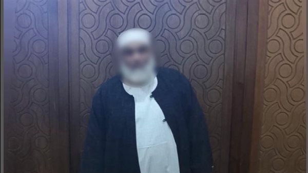 ضبط دجال بالإسكندرية لاتهامه بالنصب على المواطنين بزعم “العلاج الروحاني”