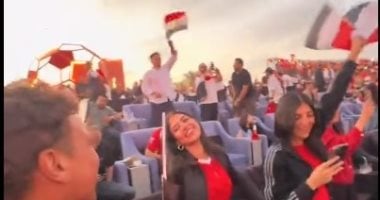 مصر تعيش ليلة استثنائية بين سحر المونوريل والفان زون وفرحة فوز المنتخب