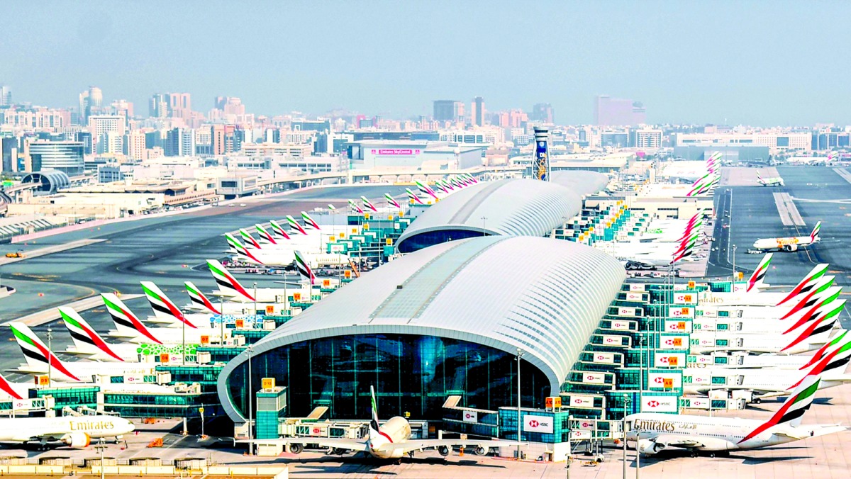 ‫ استئناف رحلات الطيران بمطار دبي بعد إيقاف مؤقت