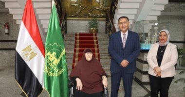 محافظ القليوبية يستقبل 3 حالات إنسانية ويوفر مساعدات مالية عاجلة