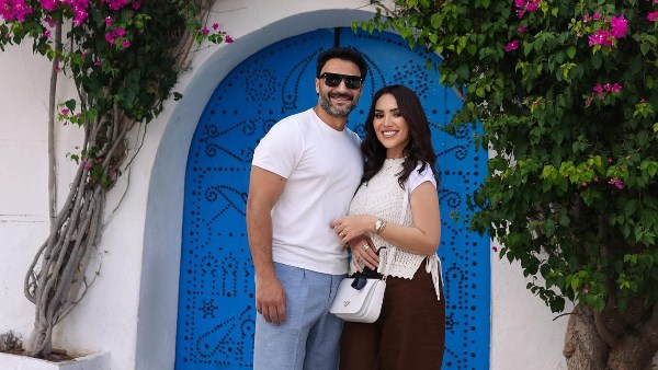 محمد العمروسي يوجه رسالة رومانسية لـ زوجته مي فاروق