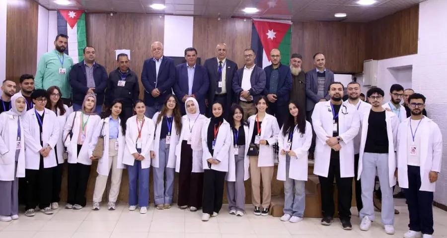 يوم طبي مجاني في مخيم إربد احتفاء بـ"يوم العلم"