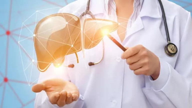 علامات صباحية تكشف مشاكل خطيرة في الكبد خلال نهار رمضان