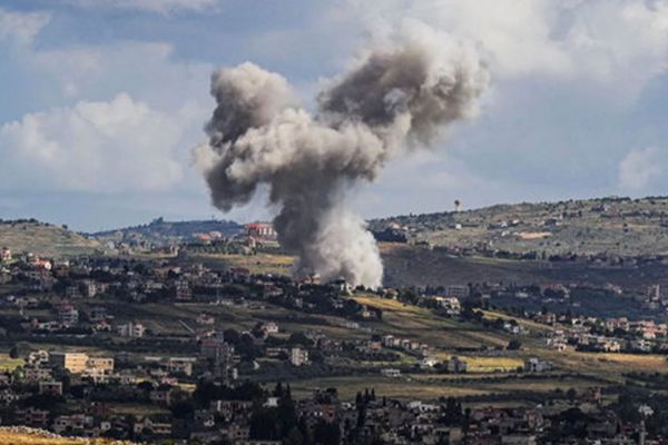 لبنان: مقتل 3 أشخاص بينهم صحفية جراء غارات إسرائيلية على الجنوب