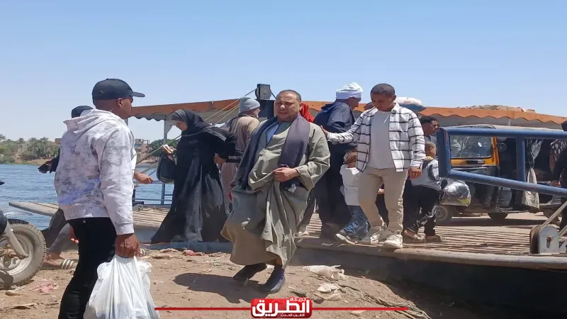 محافظ أسيوط: متابعة مستمرة للعبارات النهرية لضمان سلامة المواطنين وانتظام الخدمات بمرسى الحواتكة بمنفلوط