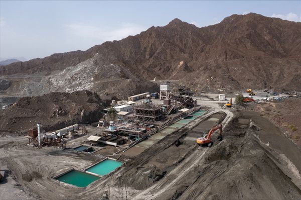 إنتاجُ خام الكروم في سلطنة عُمان يتجاوز 353 ألف طنٍّ خلال عام 2025