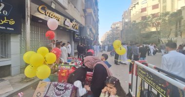 الشوارع كلها مليانة بفرحة العيد.. شباب أسيوط يحتفلون بعيد الفطر المبارك