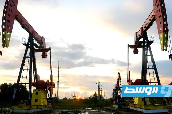 أكثر من 3% تراجعا في أسعار النفط بعد توقيع الاتفاق بين واشنطن وطهران