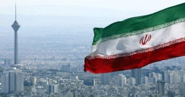 وكالة "مهر": سماع دوي انفجارات في منطقة جزيرة قشم الإيرانية