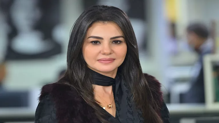 بين دعم تامر حسني وشكوك السوشيال ميديا.. أين اختفت أموال تبرعات دنيا ف