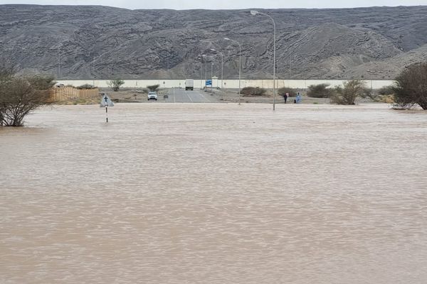 هطول أمطار متفاوتة الغزارة على ولاية أدم