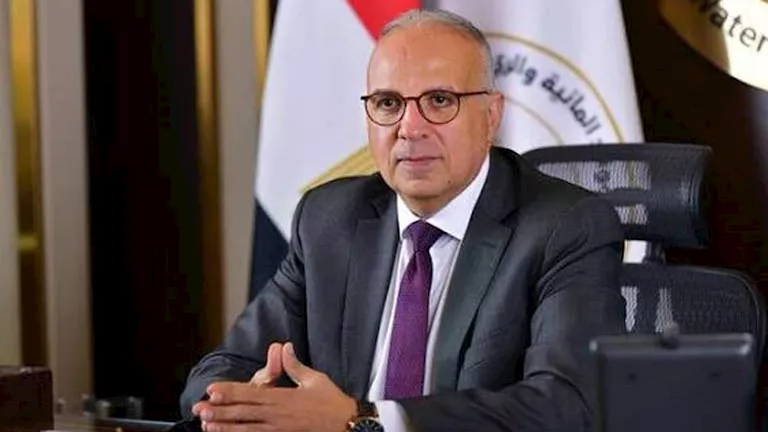 هل تدخل مصر سبع سنوات جفاف مائي؟