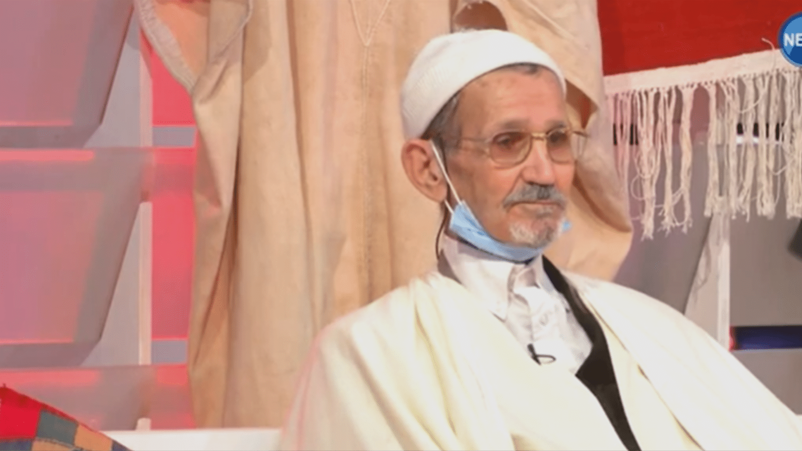رحيل قامة علمية جزائرية.. من يكون سي الحاج محند الطيب؟