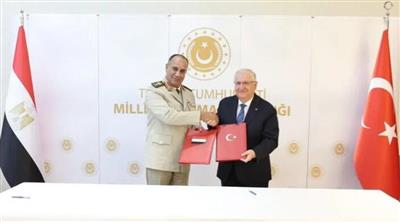 مصر وتركيا توقعان خطاب نوايا للتعاون الدفاعي