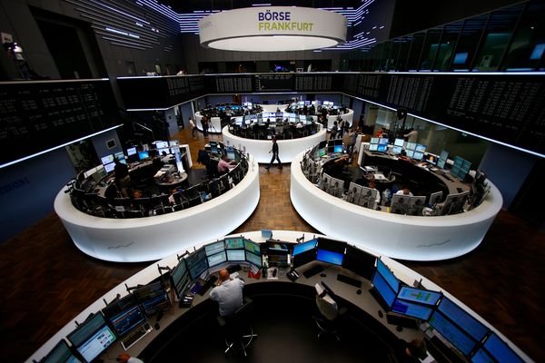 الأسهم الأوروبية تغلق على انخفاض