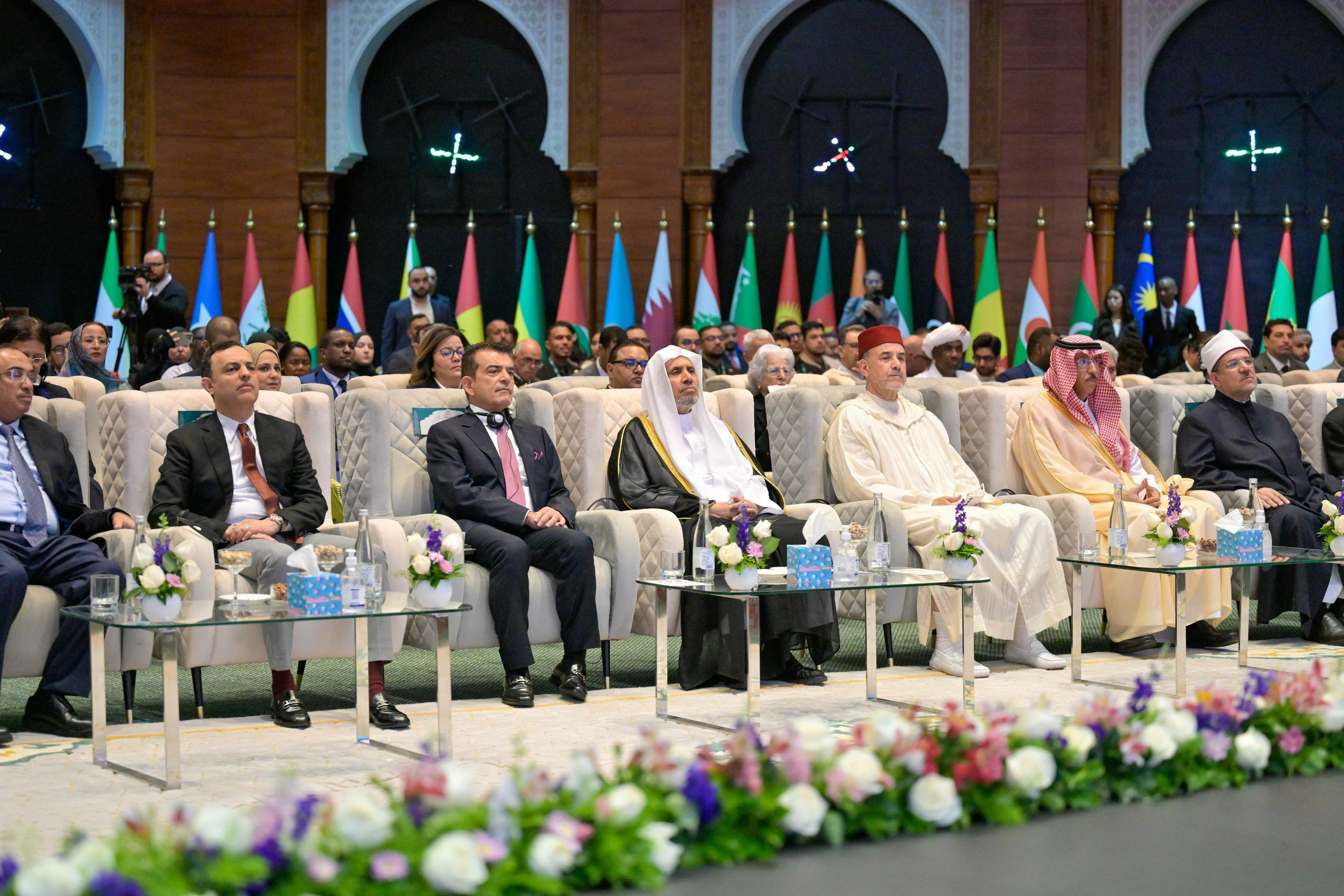 الأمينُ العام لرابطة العالم الإسلامي يشهد احتفالية بلوغ 10 ملايين زائرٍ في فرع متحف السيرة النبوية بالرباط