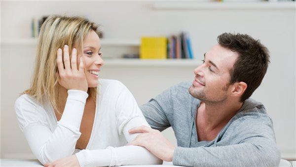 مع إرهاق المذاكرة والأولاد، الوصايا العشر للحفاظ على الهدوء بينك وبين زوجك