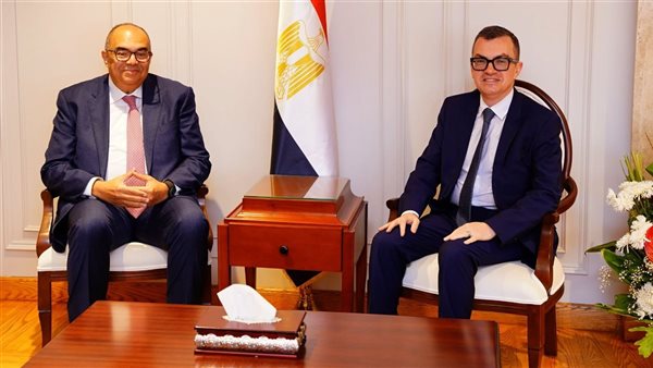 وزير التخطيط يبحث مع المبعوث الأممي دعم المشروعات التنموية في مصر