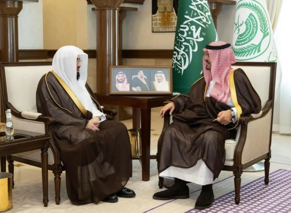 نائب أمير مكة يستقبل إمام وخطيب المسجد الحرام