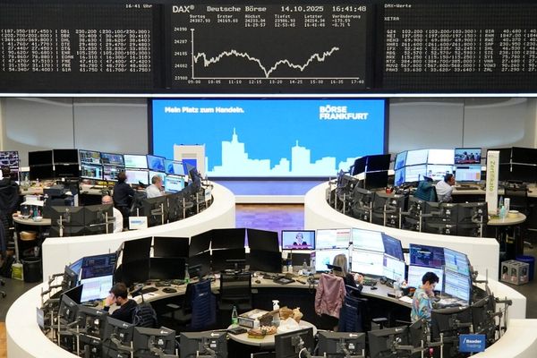 الأسهم الأوروبية تغلق على انخفاض