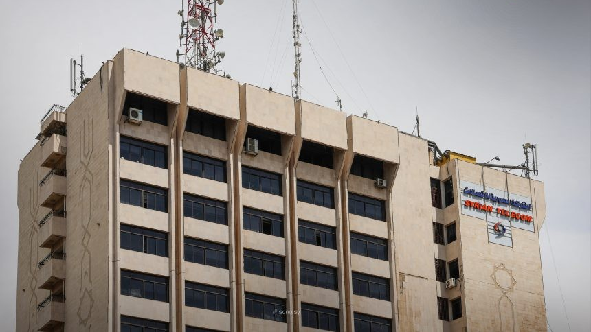 سرقة كابلات رئيسية تقطع الهاتف والإنترنت عن آلاف المشتركين في دمشق