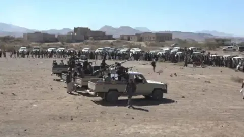 حكم بإعدام 11 شخصًا من أبناء قبائل قيفة في البيضاء يثير جدلًا واسعًا