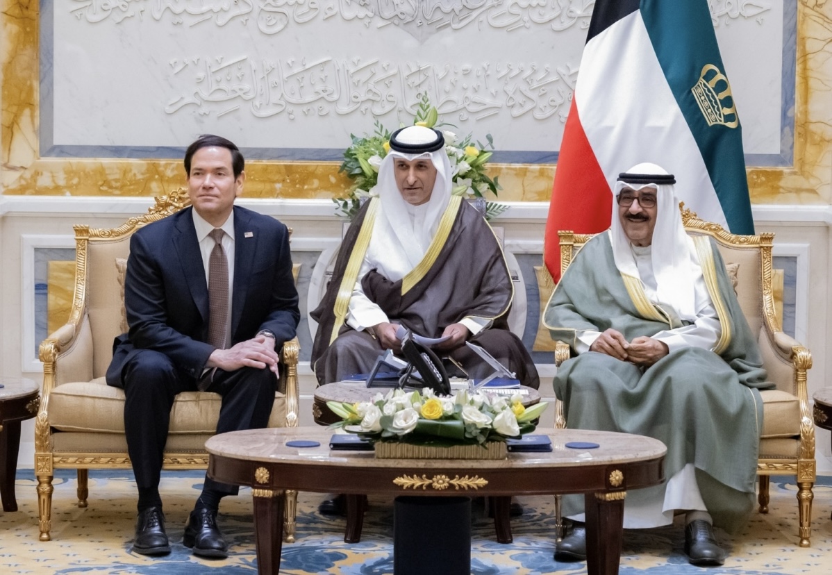 سمو الأمير يستقبل وزير الخارجية الأميركي