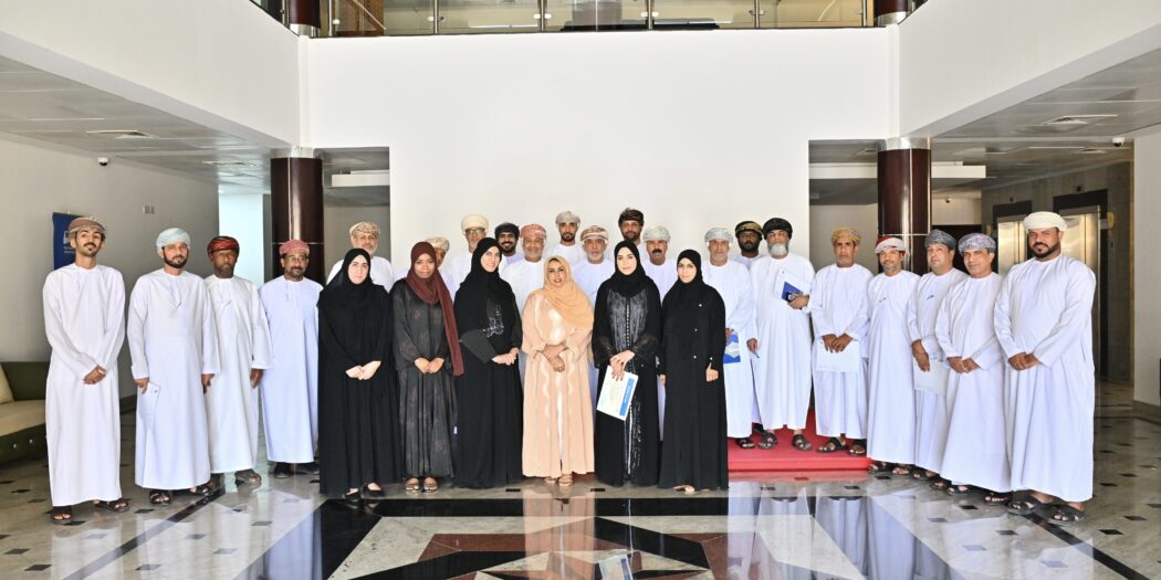 جمعية الصحفيين العُمانية تنظم دورة متخصصة في استراتيجيات إدارة منصات التواصل الاجتماعي الإعلامية