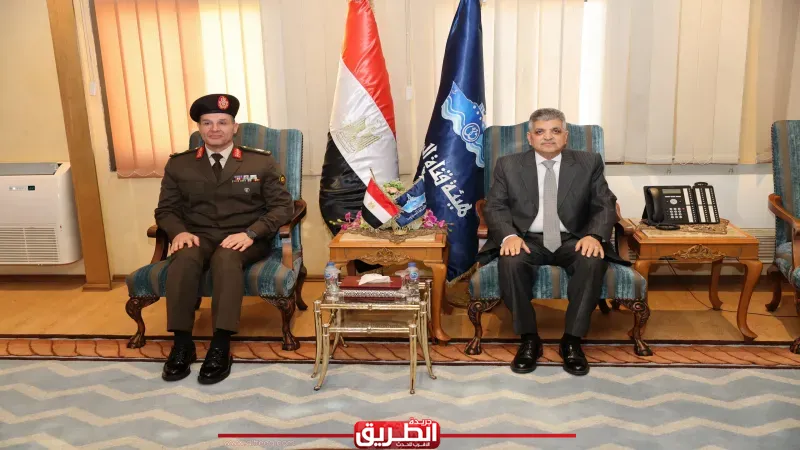 أوائل الكلية العسكرية التكنولوجية في زيارة لقناة السويس