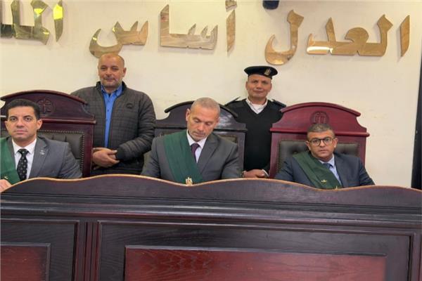 القضاء ينتصر لـ«عامل اليومية».. براءة متهم باختلاس مستلزمات القلب المفتوح