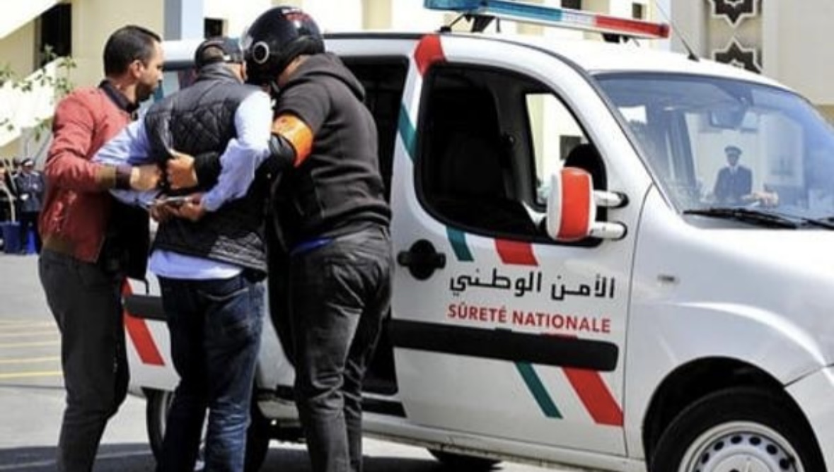 كيزوّر الباسبورات.. أمن مراكش يوقف فرنسيا من أصول جزائرية مبحوث عنه دوليا