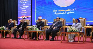 المفتى: الإسلام كفل حرية التعبير عن الرأى فى ظل إطار أخلاقى وتشريعى