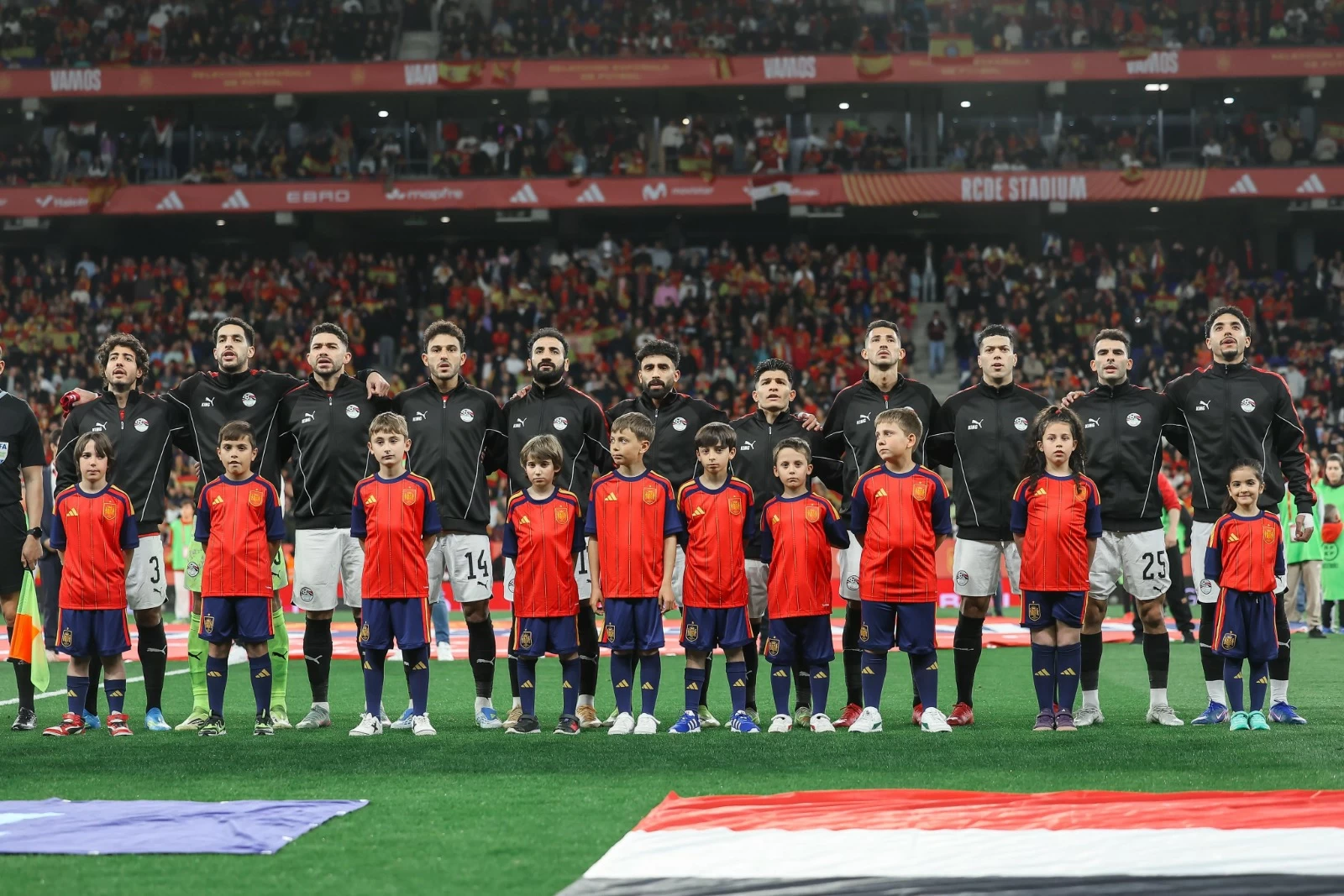 الاتحاد المصري يرفض العنصرية في مباراة منتخبه أمام إسبانيا