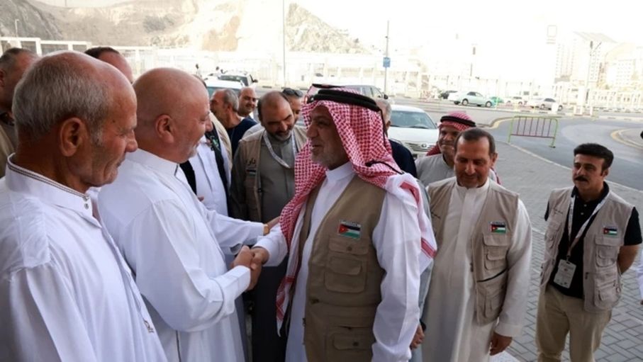 وزير الأوقاف يتفقد مقار إقامة الحجاج الأردنيين في مكة المكرمة