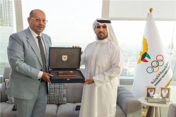 إدريس والصباح يناقشان تفعيل بروتوكول التعاون بين اللجنتين الأولمبيتين المصرية والكويتية بحضور المسلم