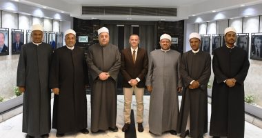 محافظ أسوان يستقبل وكيل الأزهر بمكتبه لتنظيم قوافل دعوية