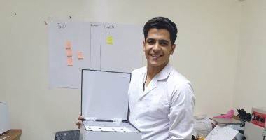 شاب يبتكر منظومة لتحويل المخلفات إلى سولار واقتصاد أخضر.. يعيد تعريف إعادة التدوير ويحول البلاستيك لطاقة.. إسكندر: حلمى أن تتحول النفايات إلى ثروة حقيقية.. وهدفى الحفاظ على بيئة نظيفة للأجيال القادمة.
