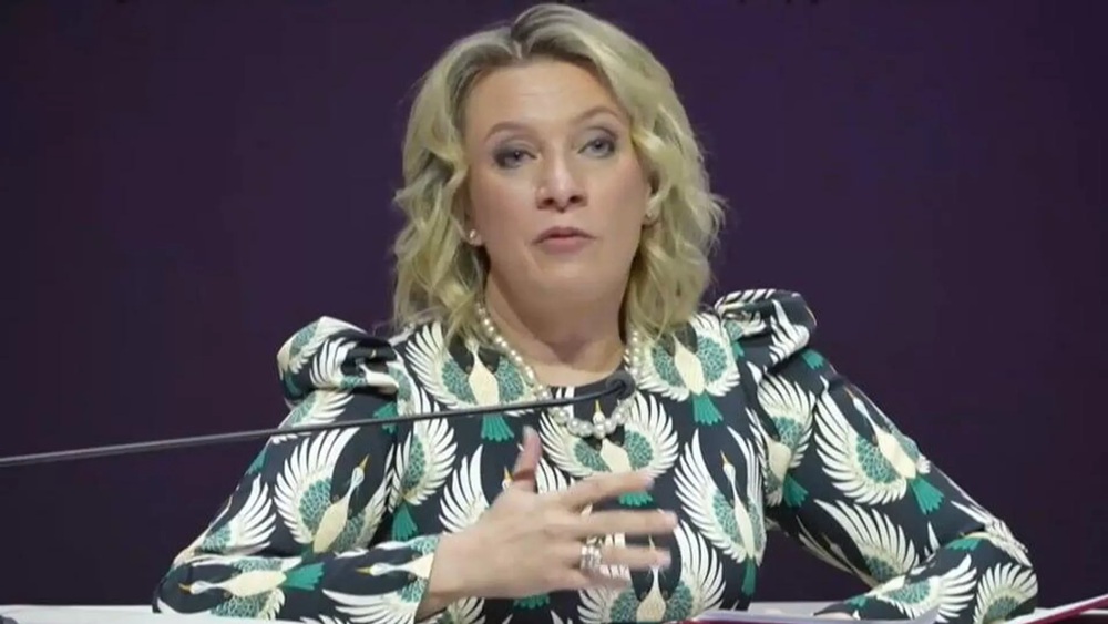 زخاروفا تسخر من ماكرون بعد تشبيهه حلف الناتو بـ”الضفدع عديم الدماغ”