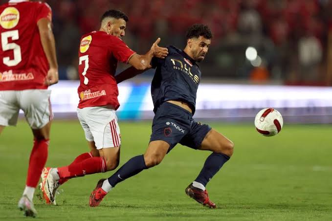 قمة الحسم.. الزمالك يطارد الانفراد والأهلي يتمسك بالأمل