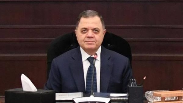 الداخلية تبعد سوريين وإثيوبيين خارج البلاد