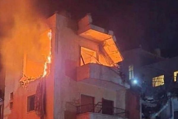 العدوان على لبنان.. 10 شهداء و24 جريحاً في قصف صهيوني عنيف