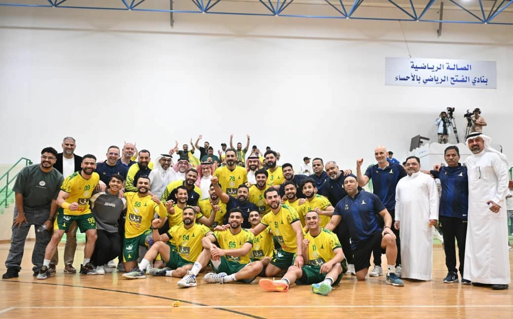 الخليج يواصل الهيمنة.. ويحسم لقب دوري اليد