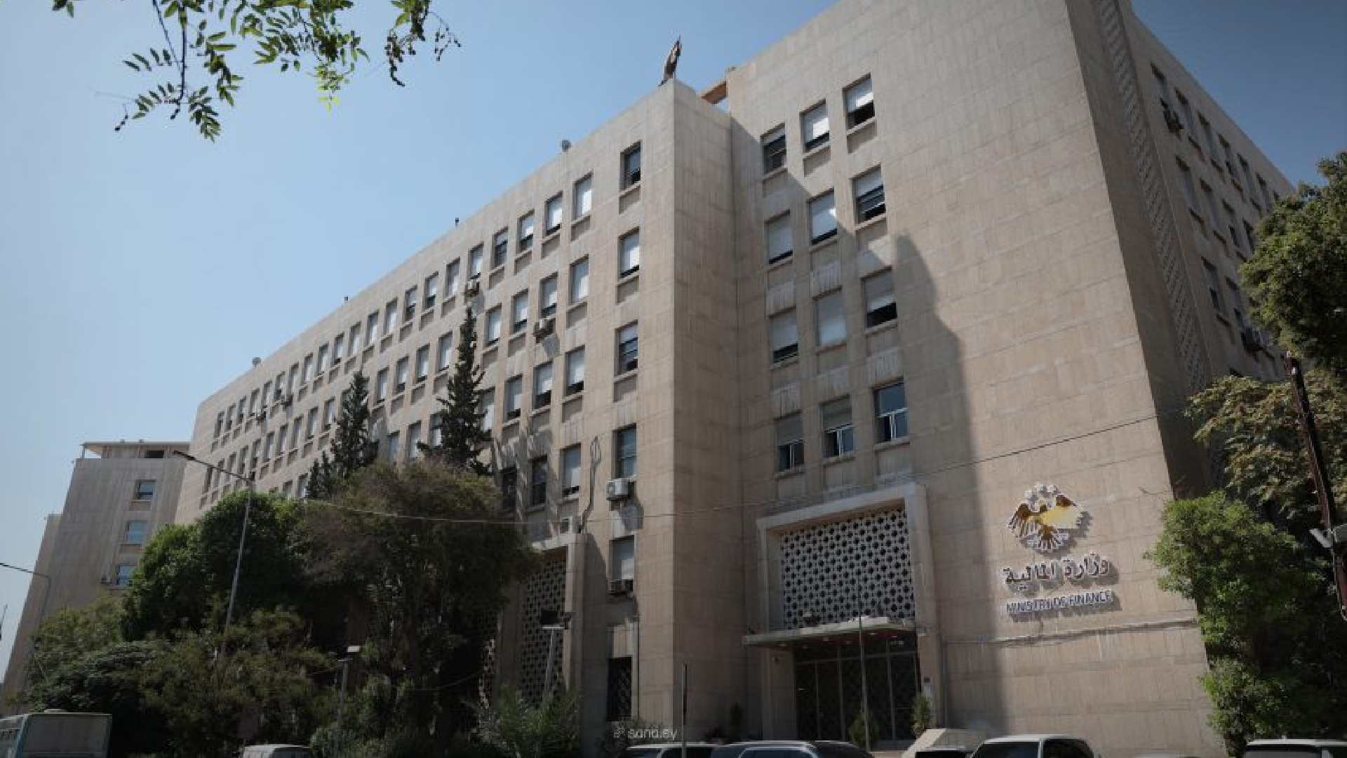 وزارة المالية تصدر التعليمات التنفيذية للمرسوم "68" بشأن زيادة الرواتب والأجور